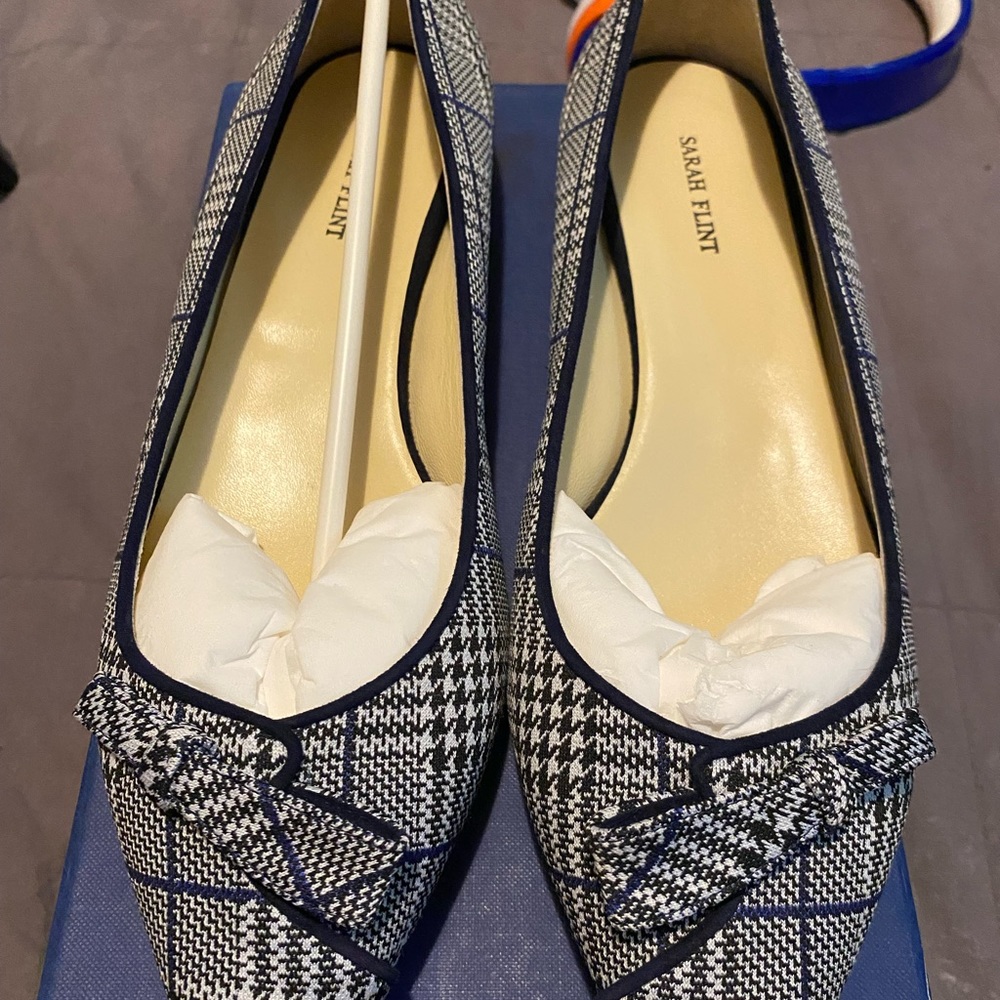 Sarah flint flats